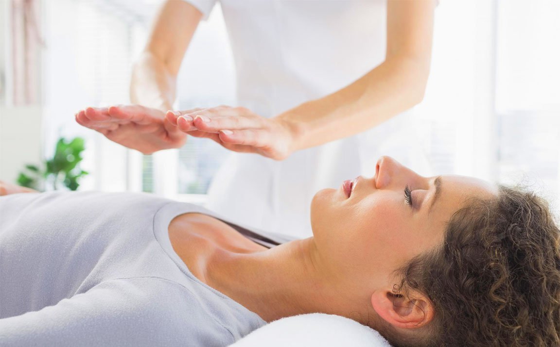 Reiki + Energy Healing Events + Teachers // Head + Heart