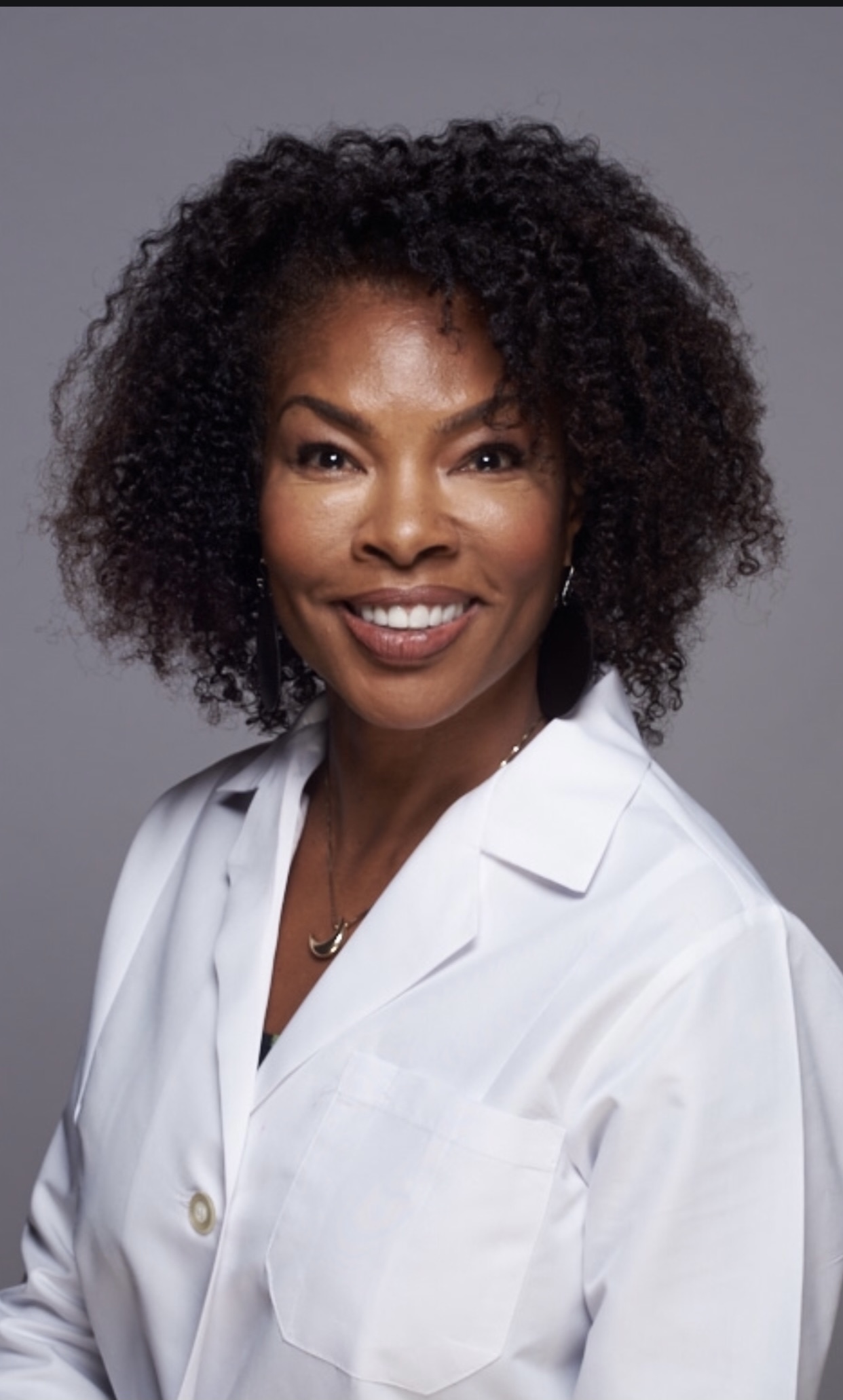 Dr. Crystal Dawn Silas, MD, Herbalist.