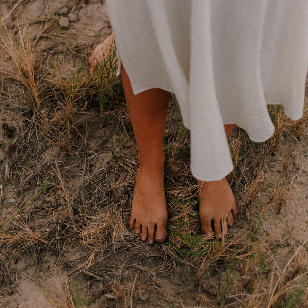 Guided Grounding Meditation to connect with the energy of the earth